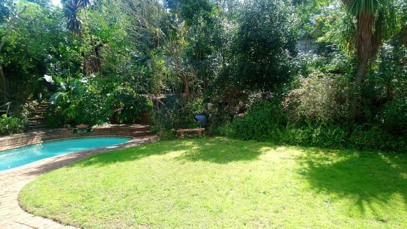 To Let 3 Bedroom Property for Rent in Constantia Upper Western Cape